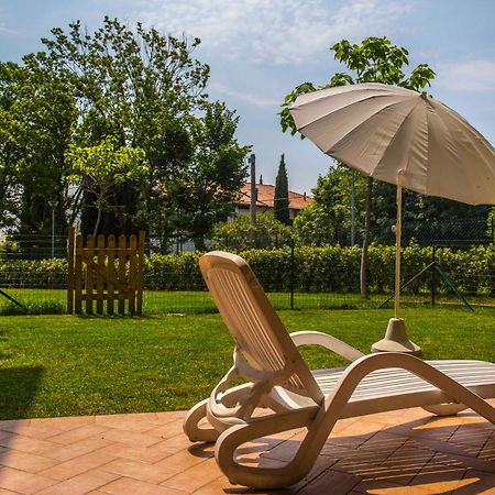 Residence Karina Moniga del Garda Εξωτερικό φωτογραφία