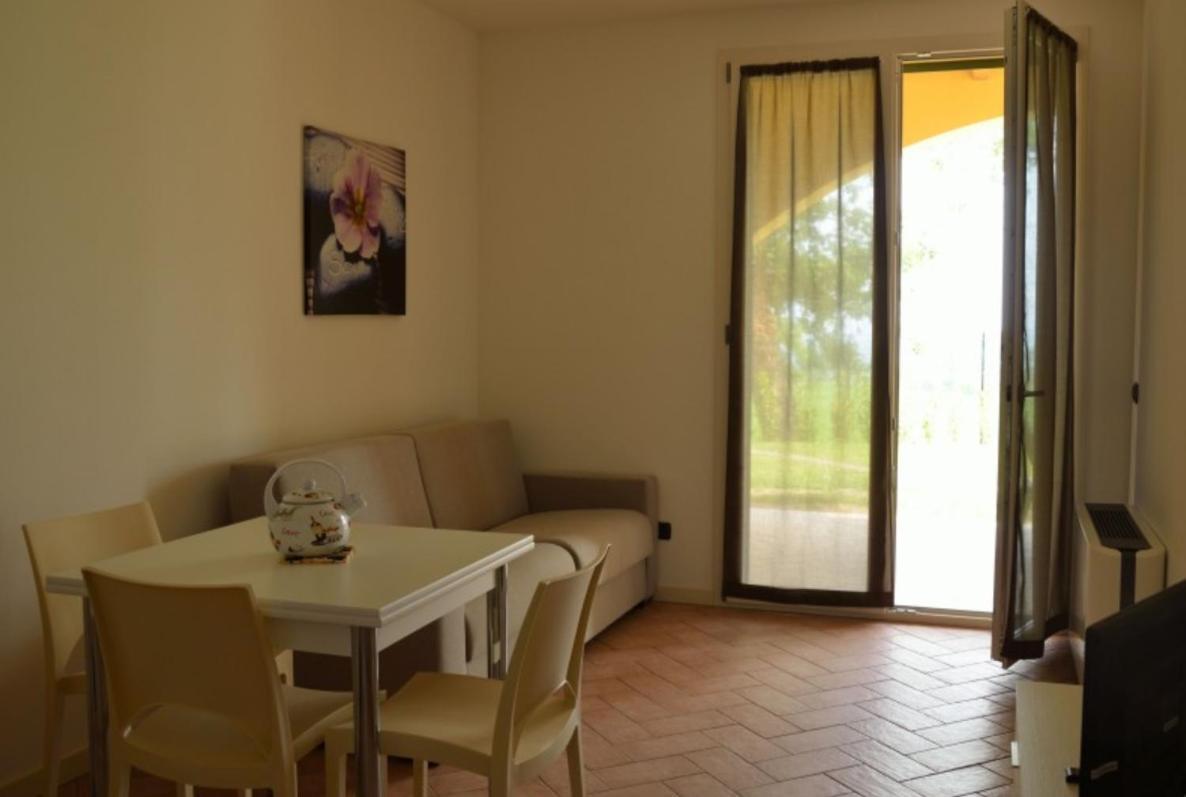 Residence Karina Moniga del Garda Εξωτερικό φωτογραφία