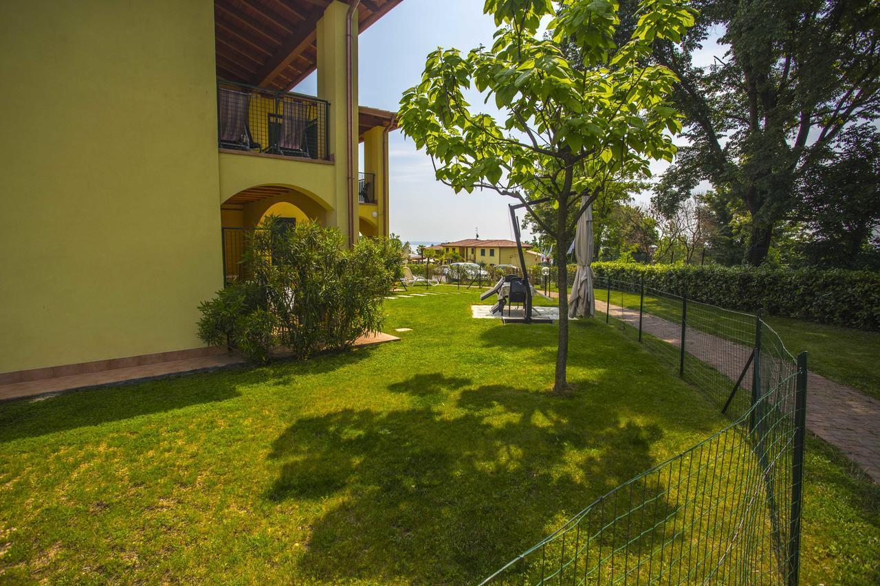 Residence Karina Moniga del Garda Εξωτερικό φωτογραφία